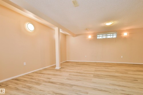 4015 120 Street Nw, Edmonton, AB - Indoor Photo Showing Other Room