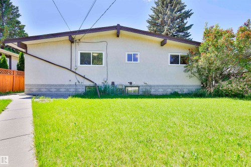4015 120 Street Nw, Edmonton, AB - Outdoor
