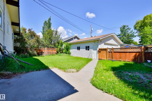 4015 120 Street Nw, Edmonton, AB - Outdoor