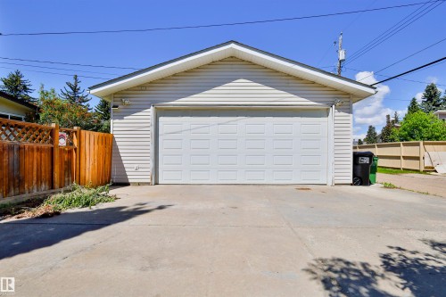 4015 120 Street Nw, Edmonton, AB - Outdoor With Exterior
