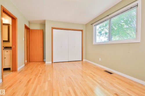 4015 120 Street Nw, Edmonton, AB - Indoor Photo Showing Other Room