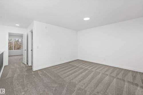 17611 7 Street Ne, Edmonton, AB - Indoor Photo Showing Other Room