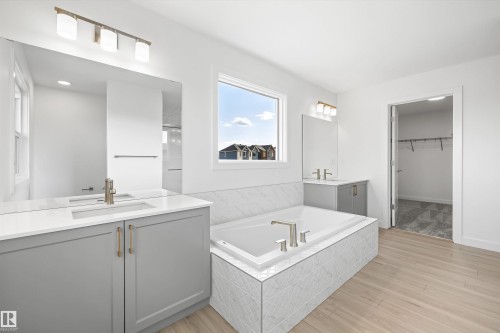 17611 7 Street Ne, Edmonton, AB - Indoor Photo Showing Bathroom