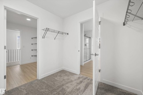 17611 7 Street Ne, Edmonton, AB - Indoor