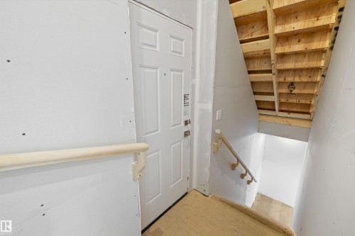 17611 7 Street Ne, Edmonton, AB - Indoor Photo Showing Other Room