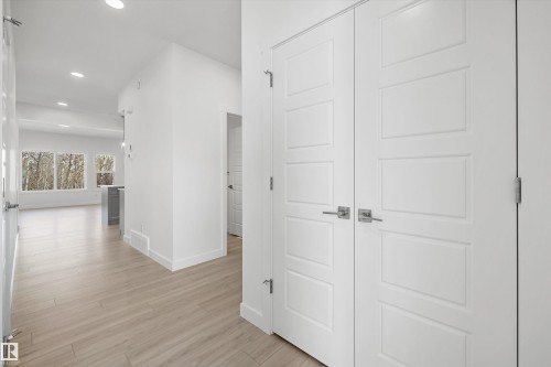 17611 7 Street Ne, Edmonton, AB - Indoor Photo Showing Other Room