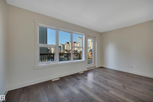 #296 401 Southfork Dr, Leduc, AB - Indoor Photo Showing Other Room