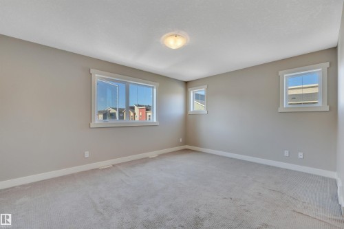 #296 401 Southfork Dr, Leduc, AB - Indoor Photo Showing Other Room