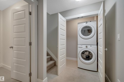 #296 401 Southfork Dr, Leduc, AB - Indoor Photo Showing Laundry Room