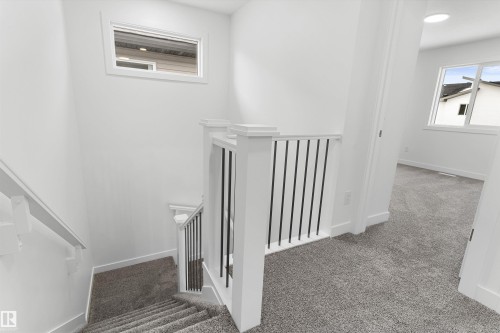 922 18 Avenue Nw, Edmonton, AB - Indoor Photo Showing Other Room