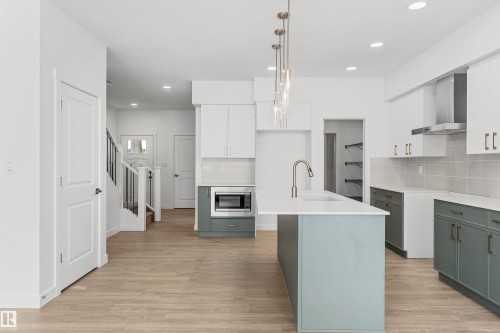 2812 190 Street Nw, Edmonton, AB - Indoor Photo Showing Kitchen With Upgraded Kitchen