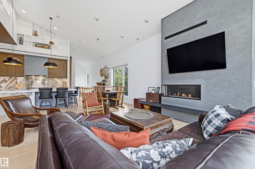 4111 Aspen Drive Nw, Edmonton, AB - Indoor Photo Showing Living Room With Fireplace