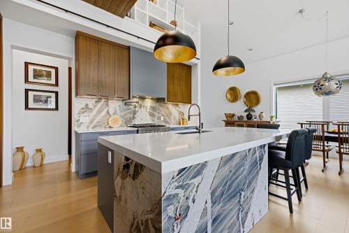 4111 Aspen Drive Nw, Edmonton, AB - Indoor Photo Showing Kitchen
