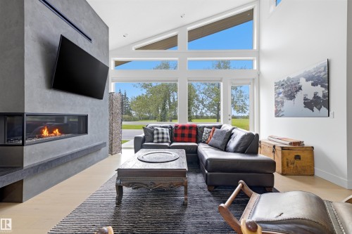 4111 Aspen Drive Nw, Edmonton, AB - Indoor Photo Showing Living Room With Fireplace