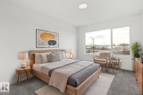 1012 14 Avenue Nw, Edmonton, AB - Indoor Photo Showing Bedroom