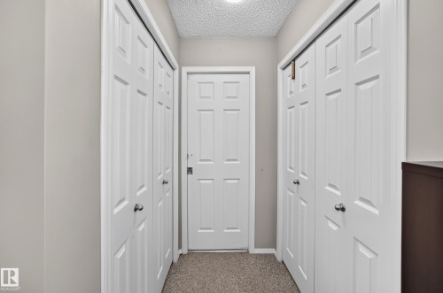 322 84 Street Sw, Edmonton, AB - Indoor Photo Showing Other Room