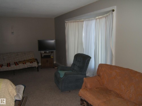 Additional content - 5404 49 Street, Two Hills, AB - Indoor