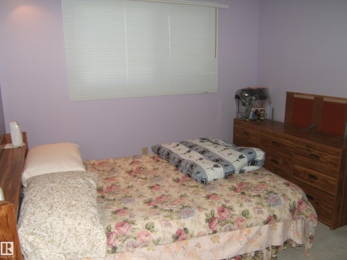 Additional content - 5404 49 Street, Two Hills, AB - Indoor Photo Showing Bedroom