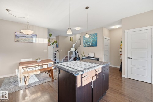 914 Valour Way Nw, Edmonton, AB - Indoor