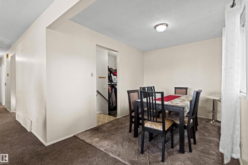 11703 38 Street Nw, Edmonton, AB - Indoor Photo Showing Dining Room