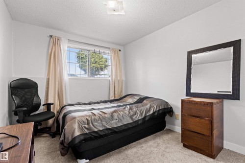 11703 38 Street Nw, Edmonton, AB - Indoor Photo Showing Bedroom