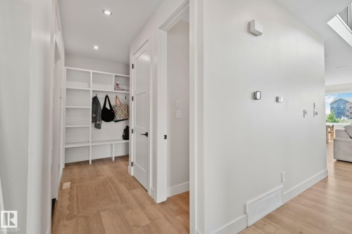1 Starling Way, Fort Saskatchewan, AB - Indoor Photo Showing Other Room