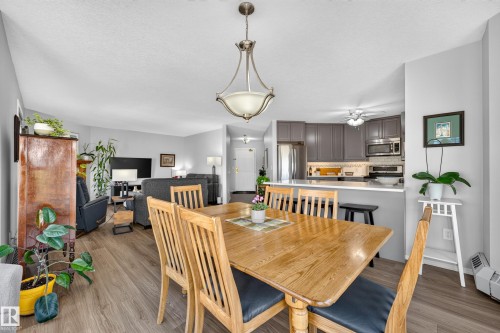 #405 3 Perron St, St. Albert, AB - Indoor Photo Showing Dining Room
