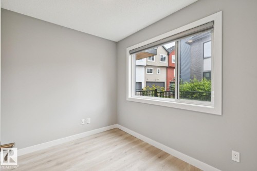 #110 1010 Rabbit Hill Rd Sw Sw, Edmonton, AB - Indoor Photo Showing Other Room