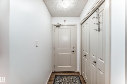 148-348 Windermere Road Nw, Edmonton, AB - Indoor Photo Showing Other Room