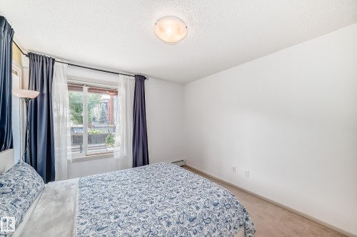 148-348 Windermere Road Nw, Edmonton, AB - Indoor Photo Showing Bedroom