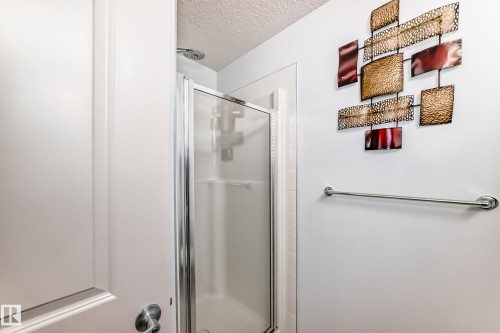 148-348 Windermere Road Nw, Edmonton, AB - Indoor Photo Showing Bathroom