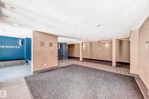 148-348 Windermere Road Nw, Edmonton, AB - Indoor Photo Showing Other Room