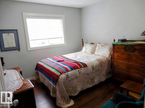 17824 93 Street Nw, Edmonton, AB - Indoor Photo Showing Bedroom