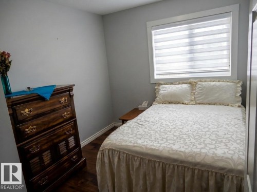 17824 93 Street Nw, Edmonton, AB - Indoor Photo Showing Bedroom