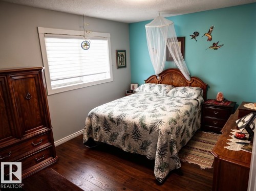 17824 93 Street Nw, Edmonton, AB - Indoor Photo Showing Bedroom