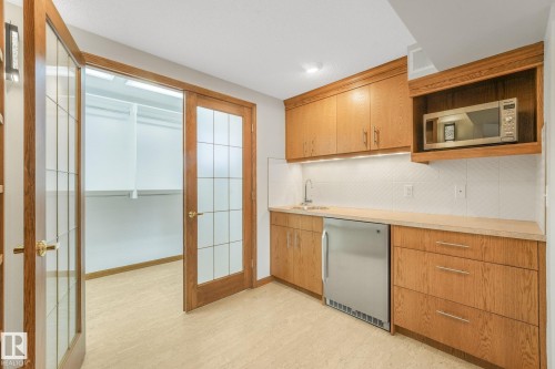 8608 152A Avenue Nw, Edmonton, AB - Indoor