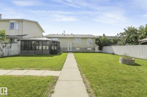 8608 152A Avenue Nw, Edmonton, AB - Outdoor