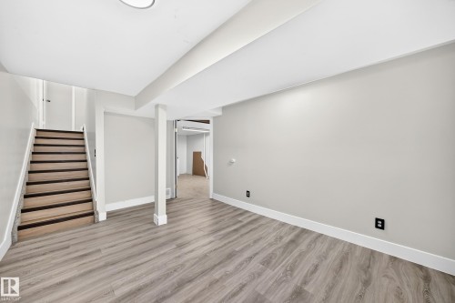 54 Woodvale Village Nw, Edmonton, AB - Indoor Photo Showing Other Room
