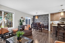 6642 CARDINAL Road SW  Edmonton, AB T6W 1Y8