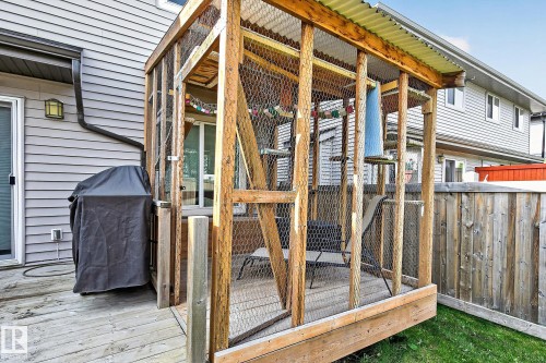 6642 Cardinal Road Sw, Edmonton, AB - Outdoor With Exterior