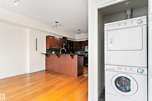 #702 10303 111 St Nw, Edmonton, AB - Indoor Photo Showing Laundry Room