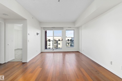 #702 10303 111 St Nw, Edmonton, AB - Indoor