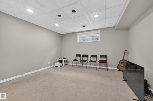 3006 Montrose Boulevard, Beaumont, AB - Indoor