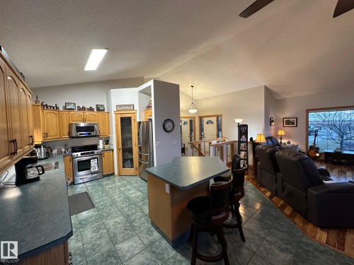 27519 79 Avenue, Stony Plain, AB - Indoor