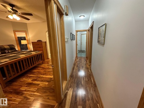27519 79 Avenue, Stony Plain, AB - Indoor Photo Showing Other Room