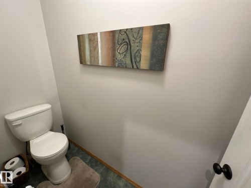 27519 79 Avenue, Stony Plain, AB - Indoor Photo Showing Bathroom