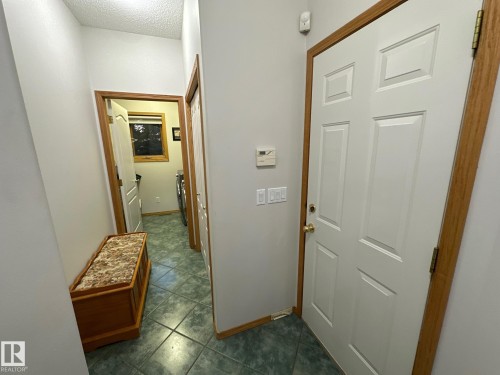 27519 79 Avenue, Stony Plain, AB - Indoor Photo Showing Other Room