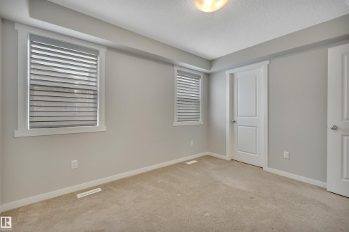 #19 1110 Daniels Link Li Sw, Edmonton, AB - Indoor Photo Showing Other Room