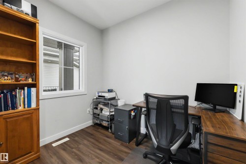 61 Penn Place, Spruce Grove, AB - Indoor Photo Showing Office