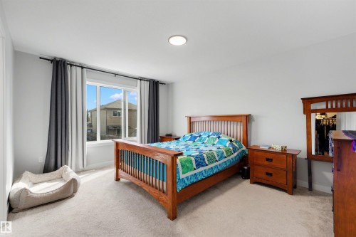 61 Penn Place, Spruce Grove, AB - Indoor Photo Showing Bedroom